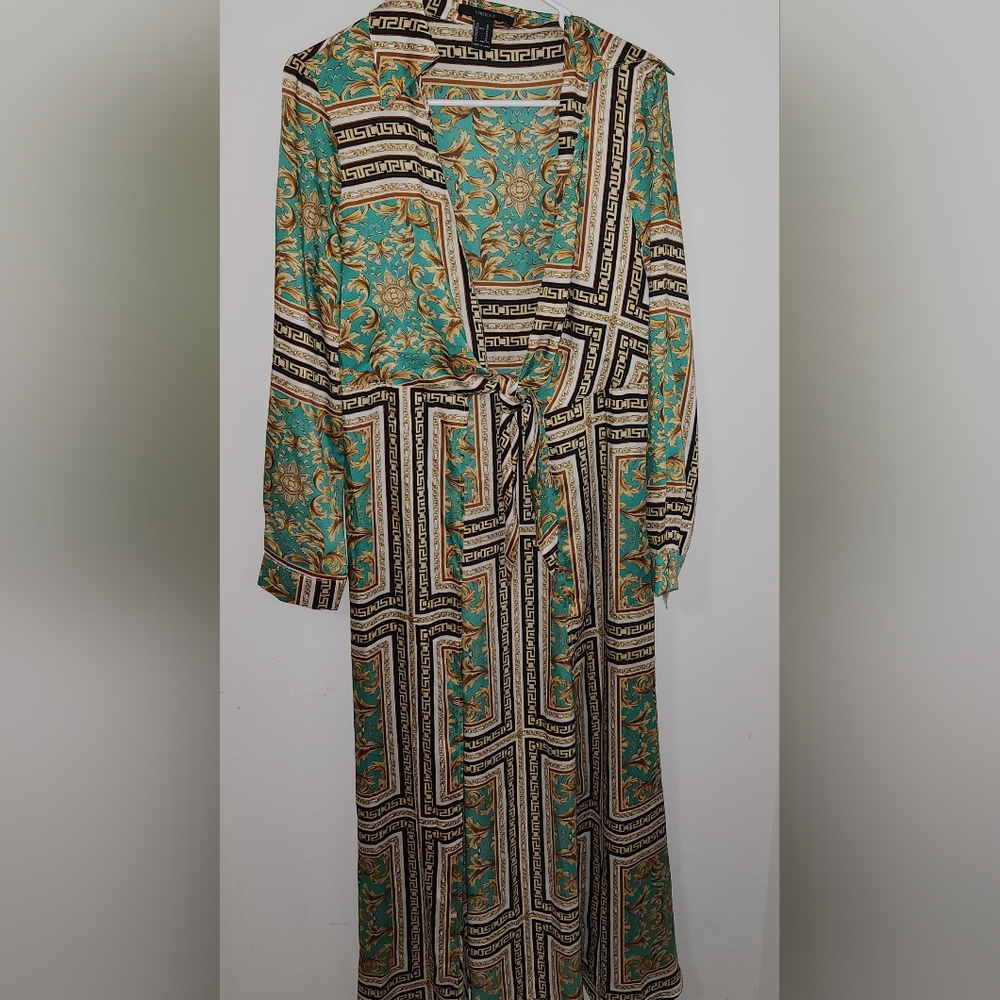 Forever 21 baroque duster sz medium